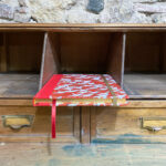 Notebook. Red fabric spine and Chiyogami paper with golden motifs. - Image 2