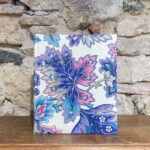 Álbum mediano. Tela. Estampado hojas de otoño azul